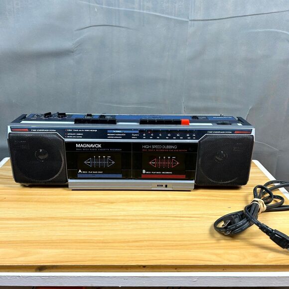 Vintage Magnavox D8067/17 Dual Deck Radio Cassette Tape Blue AM FM BOOMBOX - Picture 1 of 9